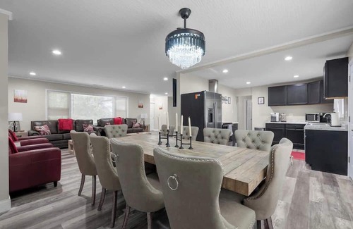 Galena House | Pool Table Fire Pit Bar King Sleeps 22