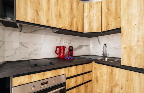 Risan Apartment | Cozy 2-bedroom apartment in charming Risan with AC