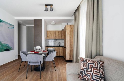 Risan Apartment | Enjoyable apartment with AC in charming Risan