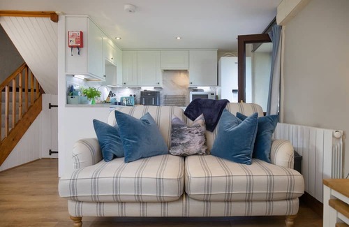 Stibb Cottage | Toad Hall is a spacious cottage in North Cornwall full of character