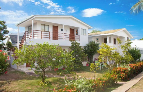 San Andres Apartment | Cabaña doble vista al jardín