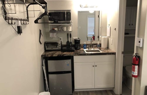 Waterville Apartment | All-inclusive studio apartment with utilities included-Unit 6