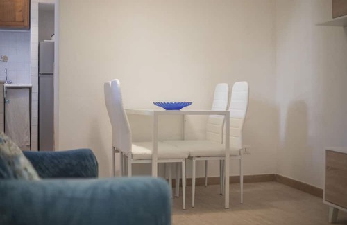 Portoferraio Old Town Apartment | It is located on the second floor of a characteristic building in the historic center, in a really c