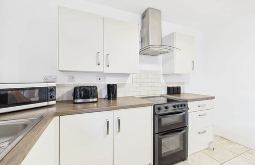 Wychbold House | *New* | No7 Saxon Way | Gym | Pool & Spa