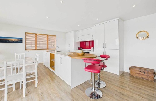 Amble Apartment | Host & Stay | Becalmed