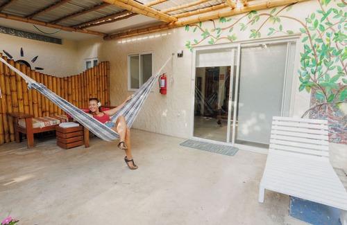 Bahia de la Academia Apartment | Darwins Ecosuite on the way to Tortuga bay - great location, quiet and natural