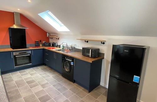 Longtown Apartment | Cosy modern apartment with private hot tub, family friendly, hiking trails.