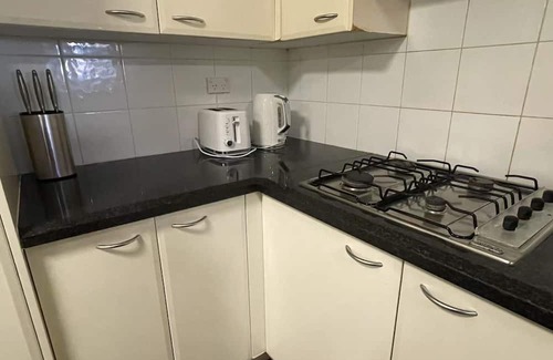 Peakhurst Apartment | Modern 2BR Gem in Sydney CBD