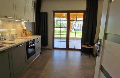 Zlocieniec Apartment | Apartament z basenem, spa, jacuzzi z hydromasażem