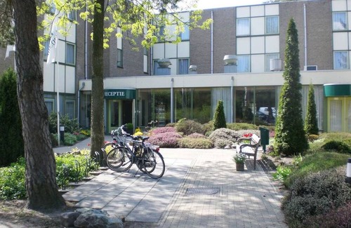De Bult House | 2 Ideal Rooms w/Balcony, Pool Access | Theme Park & Nature Reserve Nearby