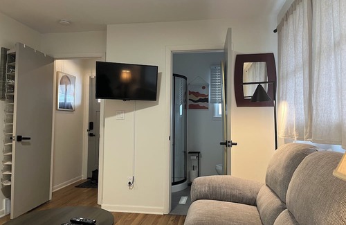 Columbus Apartment | Charming Studio apartment near downtown Columbus, OH