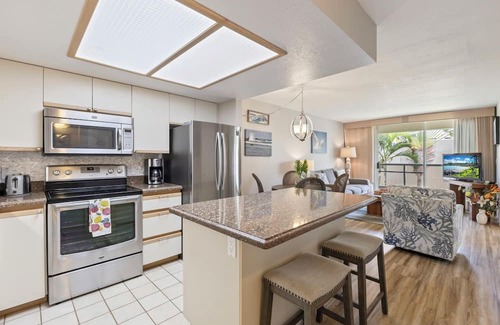 Kihei Condo | Perch - King Suite at Maui Banyan | Steps from the Beach | South Kihei Gem