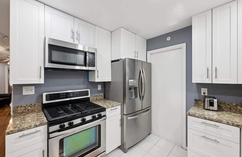 Newark House | NEW! 4BR Retreat Near Christiana Mall & UD | Game Room, Patio, Golf Course View