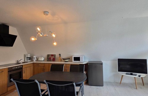 Markgrafenheide House | Finnish hut "MH77" - renovated Finnish hut directly on the dune, approx. 80 m to the