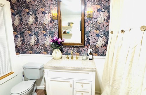 Bradford Cottage | Charming 3-bedroom cottage in Bradford with WiFi