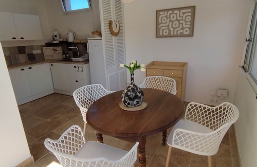 Boulbon House | Amandine's gîte