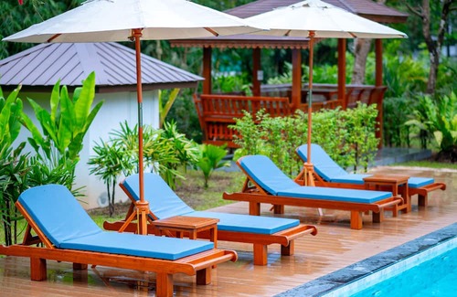 Khuekkhak Villa | Sriwaree Pool Villa Khao Lak - 8 meter Pool - 3 bedroom-2 bath