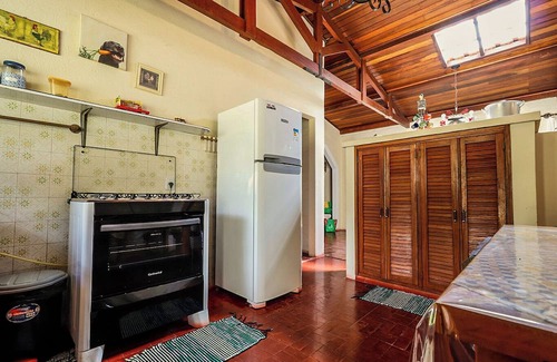 Ibiuna House | Sítio bem equipado c lazer completo,WiFi e lareira