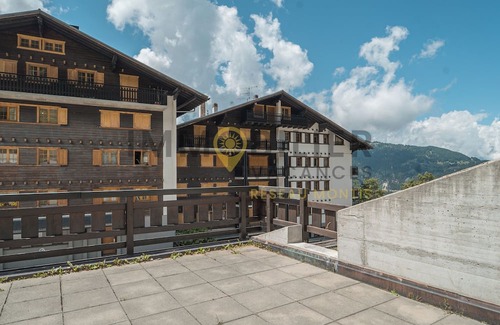 St. Luc Apartment | Linen is not included in the service. We provide, if desired, linen packages including bed linen, ba