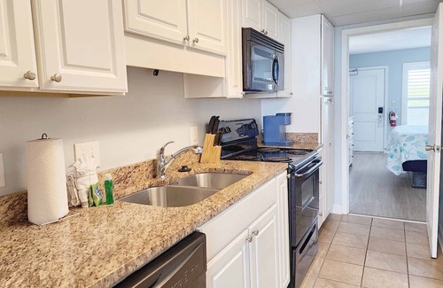 Litchfield by the Sea Condo | Bridgewater 414 - Oceanfront w/Lazy River! Nicely Furnished, 1 Bedroom, 1 Bath