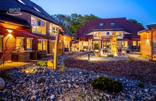 Monchgut-Granitz Apartment | Suite Baldur WE 14 Odin's view, dreamlike maisonette apartment, private beach, sauna