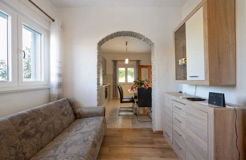 Unesic House | Kuća za odmor Neva