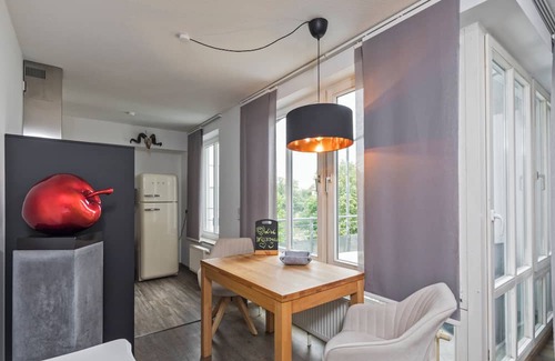 Ubigau Apartment | Dresden Residential Oasis by the Elbe river