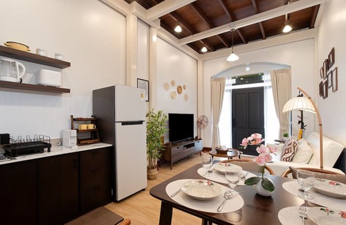 Chakkrawat House | 3BR 1SFB Home In Chinatown 5 Min MRT - Nivas Wanit