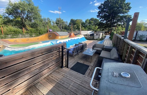 Maplewood House | Fiji St. Louis by Cooler BnB - a skateboard paradise