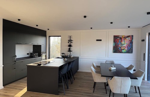 Sankt Wendel Apartment | Exclusive apartment with whirlpool & view