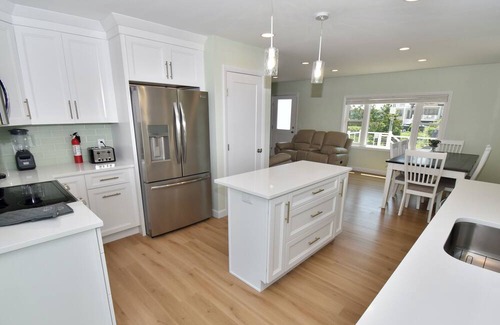 Westerly House | Atlantic Ave Vacation Home | Beach Access Provided | Complete Renovation