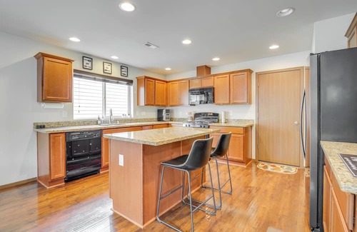 Sedro-Woolley House | Walk to Trails & Golf: Sedro-Woolley Retreat!