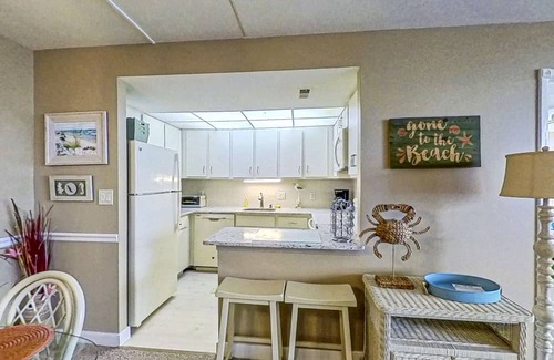 North Ocean City Condo | Beachfront Retreat w/Unparalleled Views, Balcony, W/D, Shared Pools, Gym, WiFi