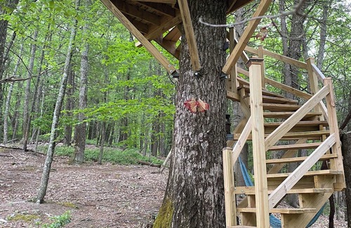 Thompson Ridge Ski Chalet | Cozy chalet at Goat Sanctuary with water views