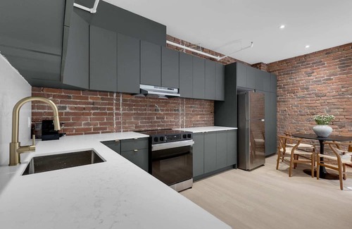 Cite Multimedia Apartment | Mercer-2 Bedrooms 2bath- Free parking