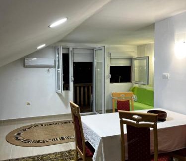 Lepetane Apartment | Beara