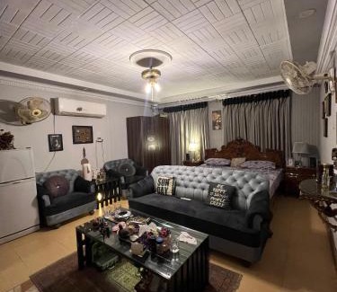 Multan Bed & Breakfast | Skyline suits