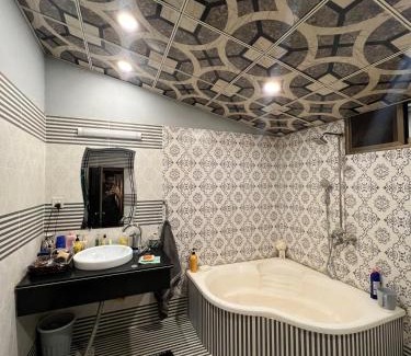 Multan Bed & Breakfast | Skyline suits