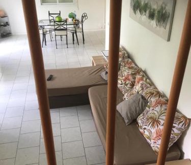 Lamentin House | Dans un coin de verdure