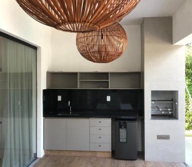 Itacimirim House | Casa de quatro suítes em ITACIMIRIM
