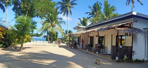 El Nido House | CocoHut Beach House