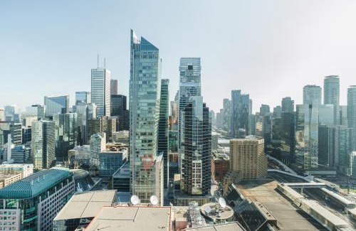 Fort York Hotel | The Heart of Downtown