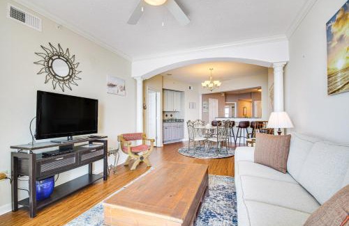 Gulfport Apartment | Charming Gulfport Condo - Walk to Beach Access!