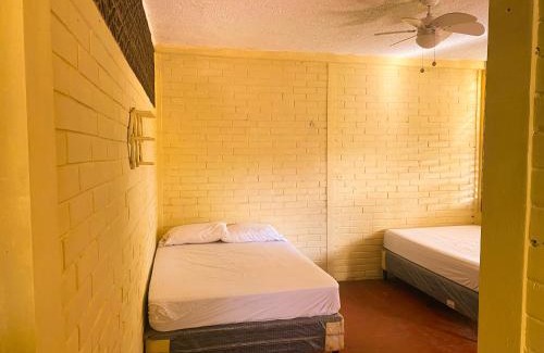 Playa San Blas House | Habitacion Familiar 4 Camas Eco Surf Hostal