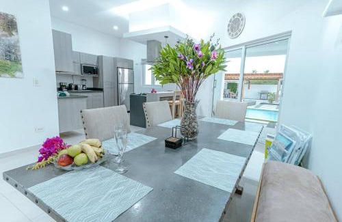 Esmeralda House | Villa Emerald Aruba 3BR Villa with private pool
