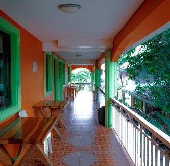 Puerto Galera Hotel | La Solana Suites and Resorts by Cocotel