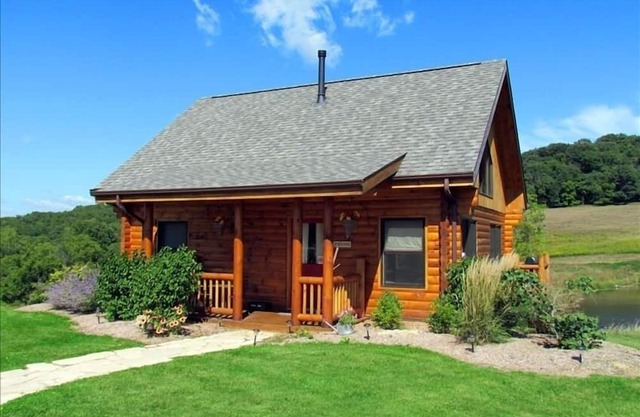 The Lorelei Cabins 'Not Just a Place, But an Experience!' The Edelweiss