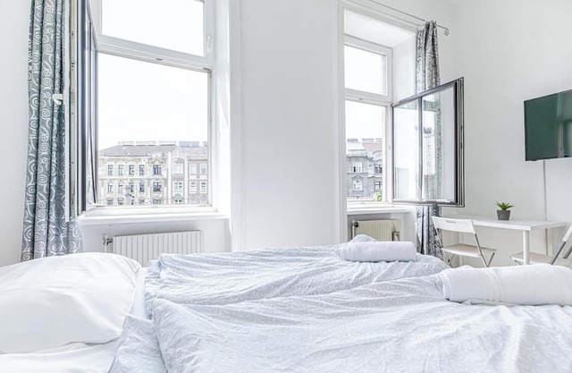 Charming 3BR Urban Retreat Vienna