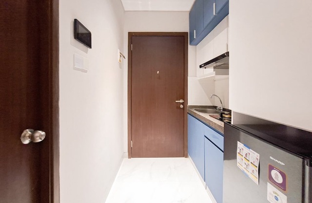 Minimalist Functional Studio At Transpark Bintaro Apartment