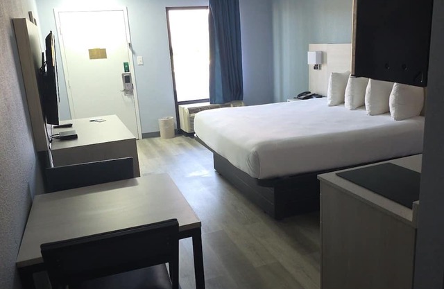 Suburban Studios Christiansburg - Blacksburg